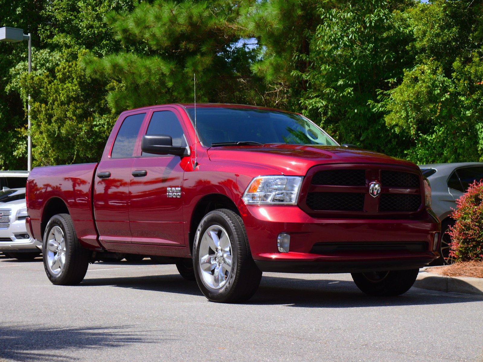 Pre-Owned 2018 Ram 1500 Express RWD 4D Extended Cab