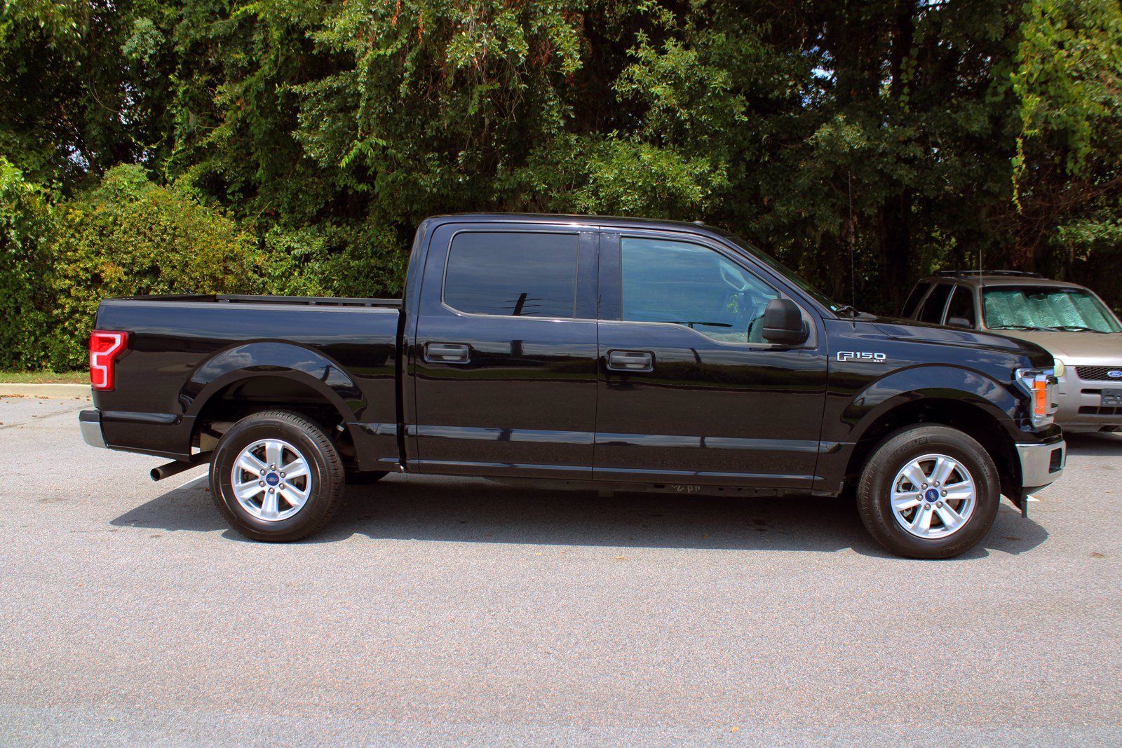 Pre-Owned 2018 Ford F-150 XLT RWD 4D SuperCrew