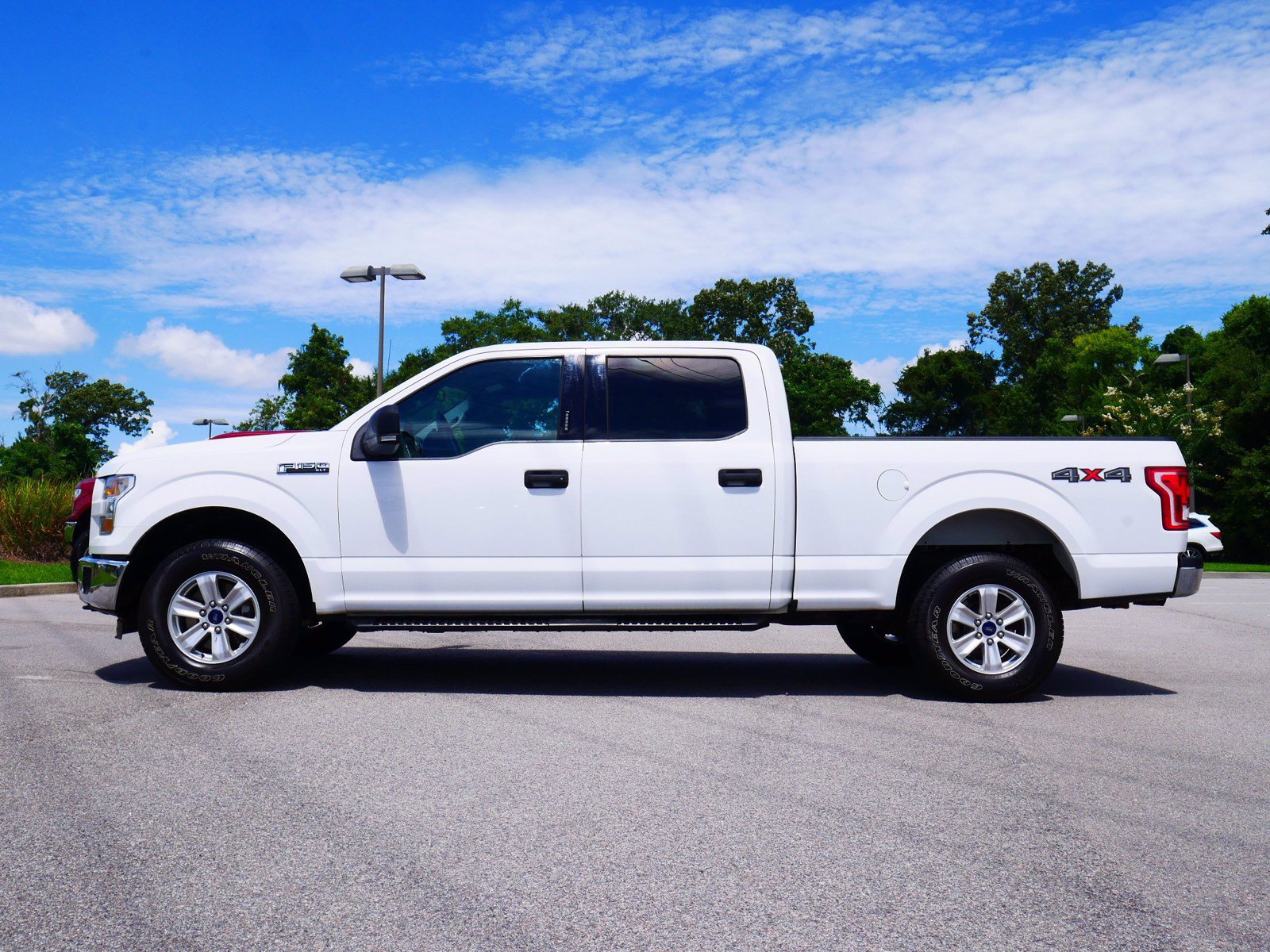 Pre-Owned 2015 Ford F-150 XLT 4WD 4D SuperCrew