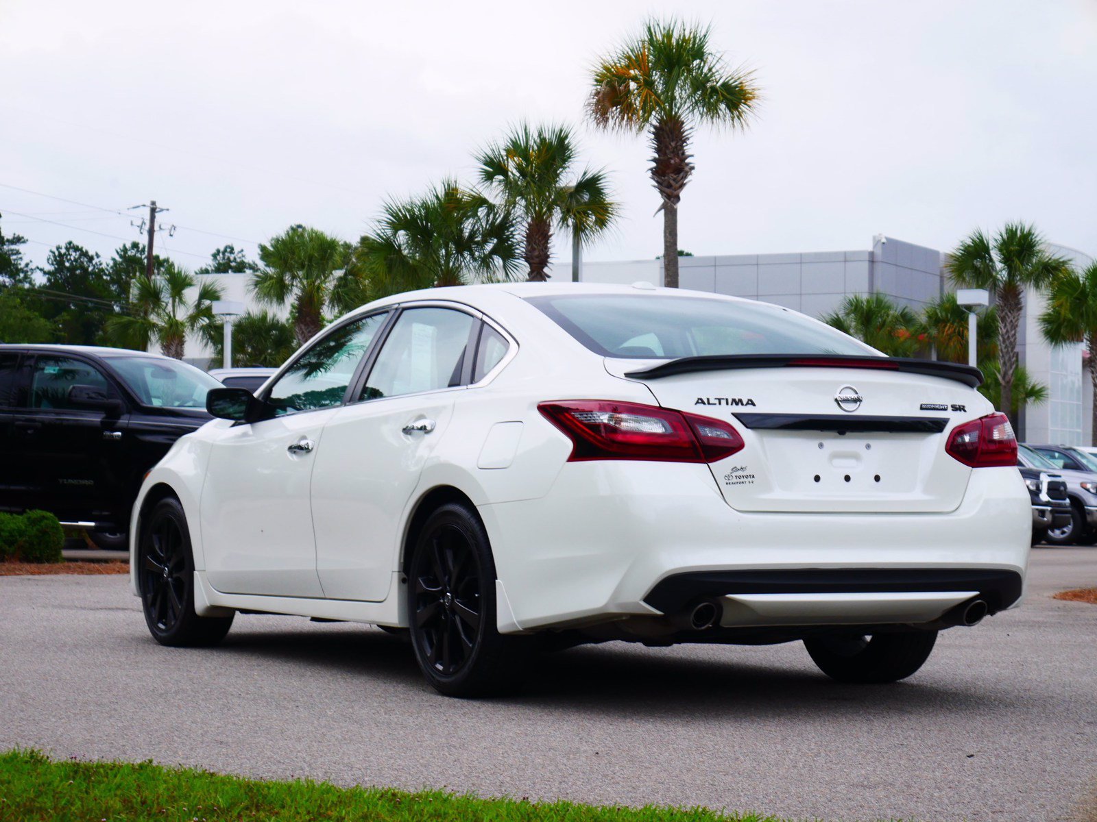 Pre-Owned 2018 Nissan Altima 2.5 SR FWD 4D Sedan