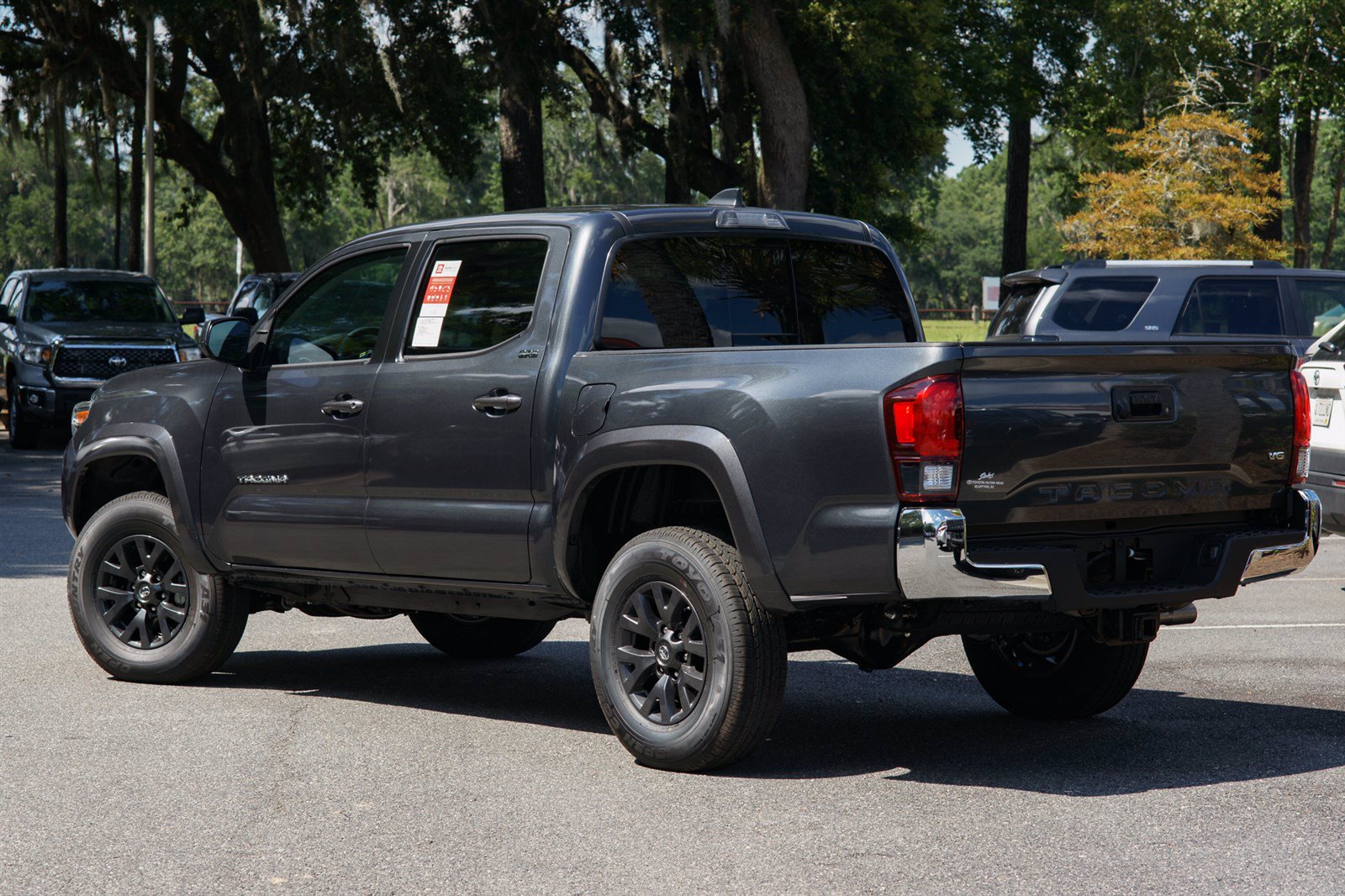 New 2020 Toyota Tacoma SR5 Double Cab 5′ Bed V6 AT (Natl)