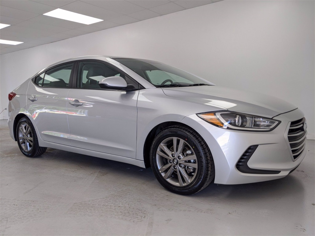 Pre-Owned 2018 Hyundai Elantra SEL FWD 4D Sedan