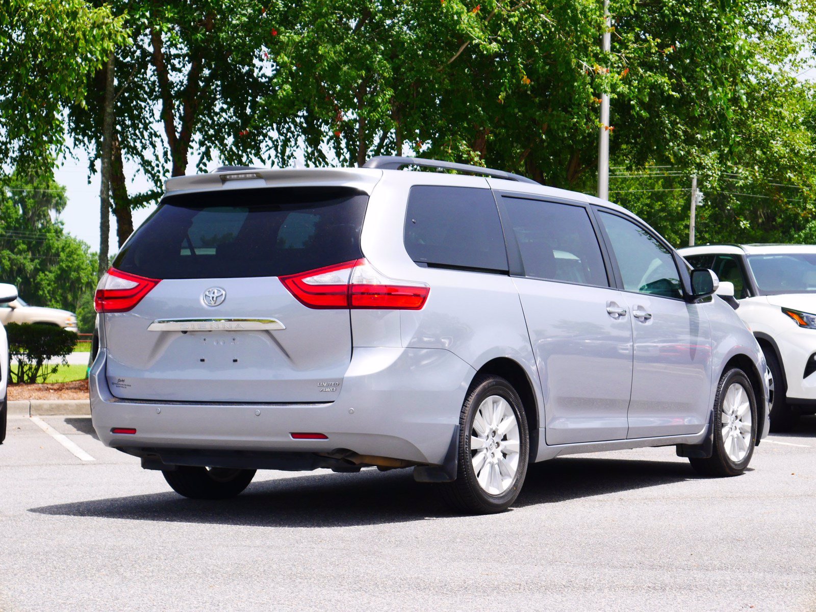 Pre-Owned 2015 Toyota Sienna Limited AWD 4D Passenger Van