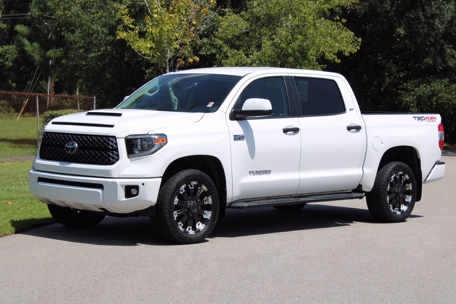 Certified Pre-Owned 2018 Toyota Tundra SR5 4WD 4D CrewMax