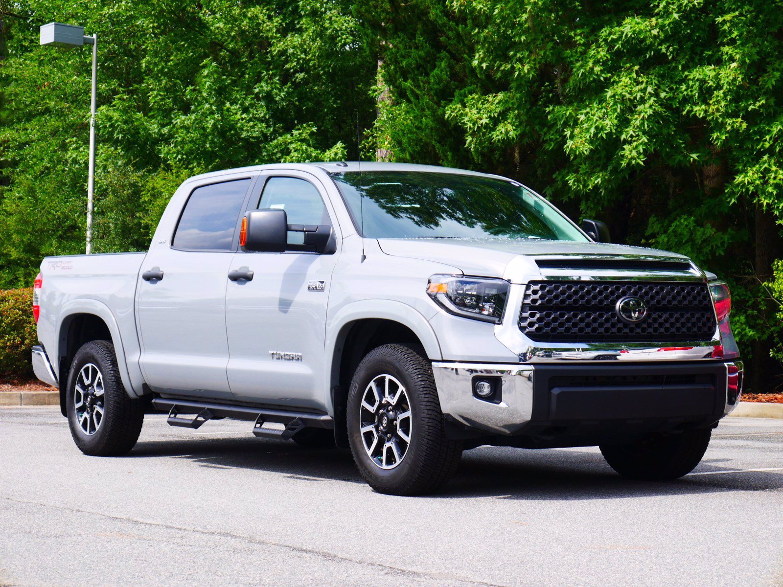 Pre-Owned 2019 Toyota Tundra SR5 RWD 4D CrewMax