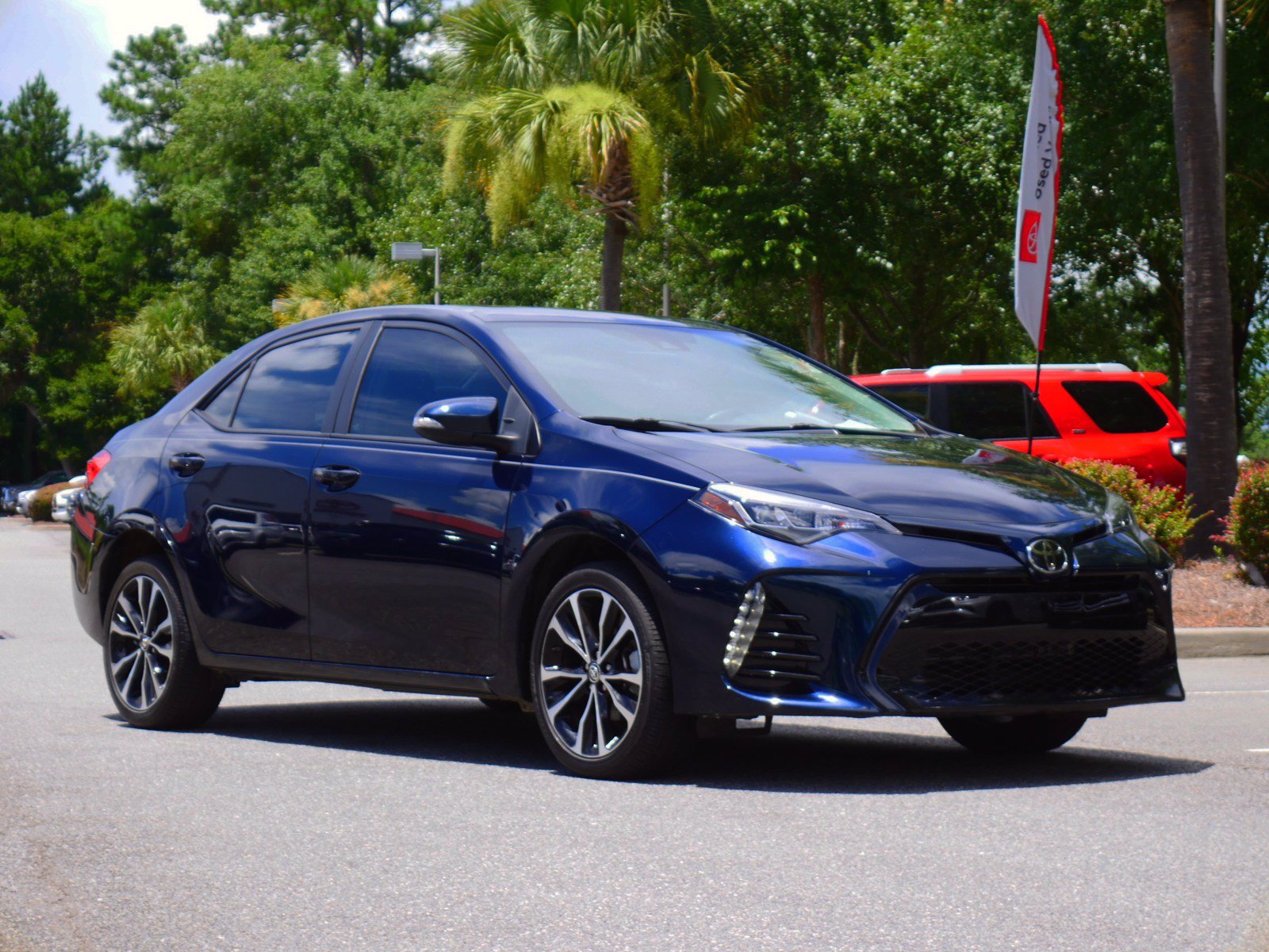 Pre-Owned 2019 Toyota Corolla SE FWD 4D Sedan