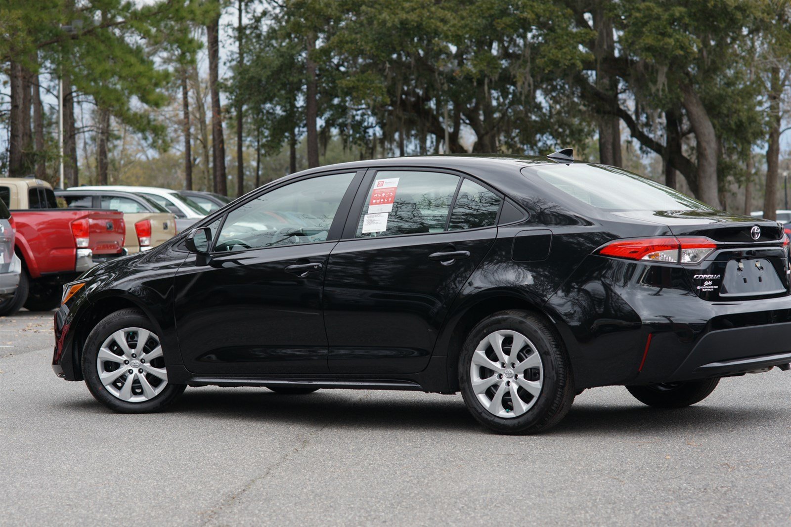 New 2020 Toyota Corolla LE FWD LE CVT