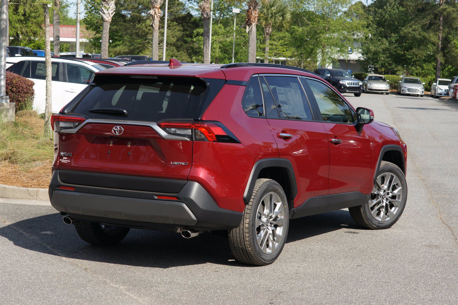 New 2020 Toyota RAV4 Limited FWD 4D Sport Utility