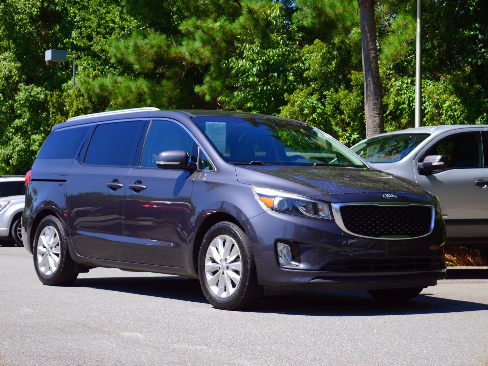 Pre-Owned 2015 Kia Sedona EX FWD 4D Passenger Van